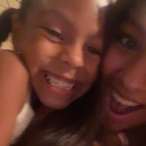 Meet your Posher, Leah